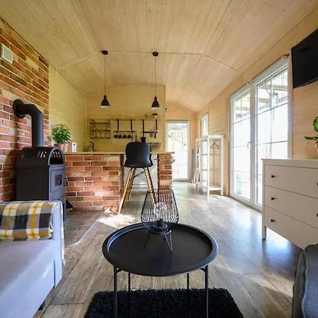بيت للعطل Comfortable No 1b With A Fireplace *